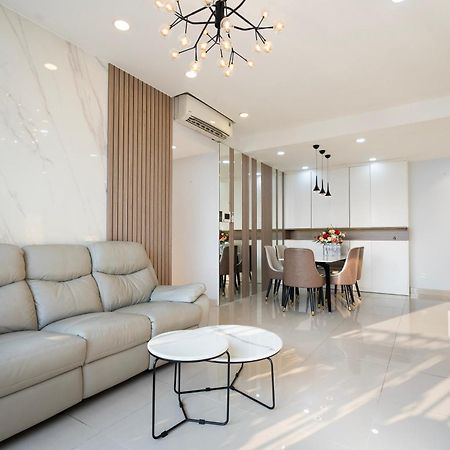 Double E Saigon Apartment Хошимин Екстериор снимка