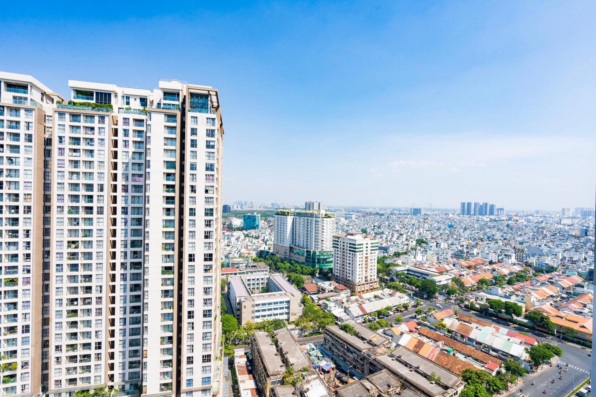 Double E Saigon Apartment Хошимин Екстериор снимка