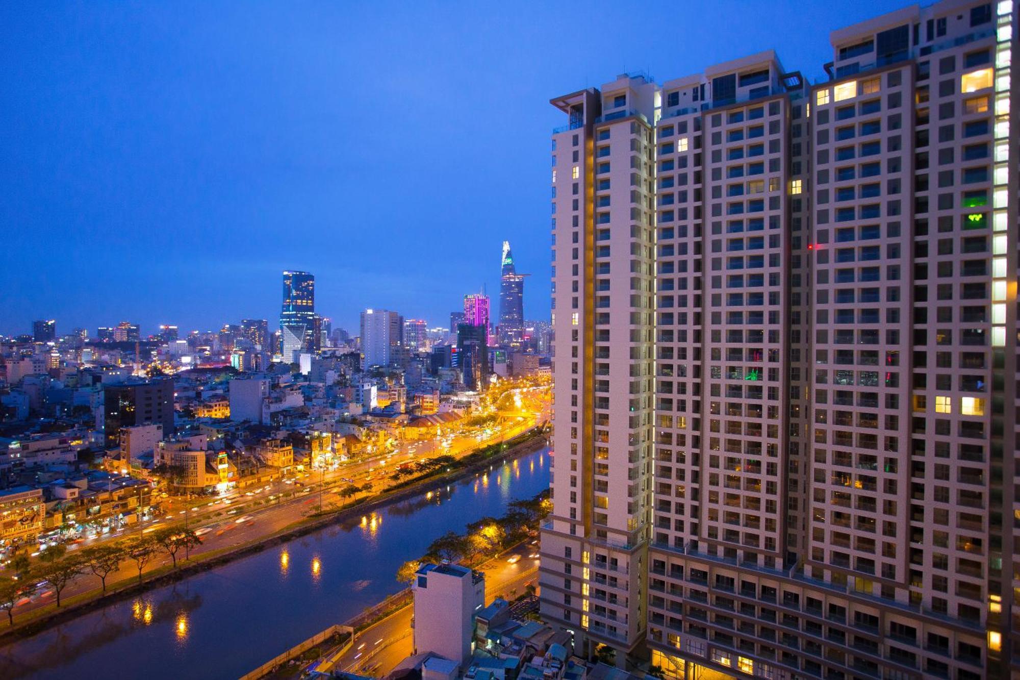 Double E Saigon Apartment Хошимин Екстериор снимка